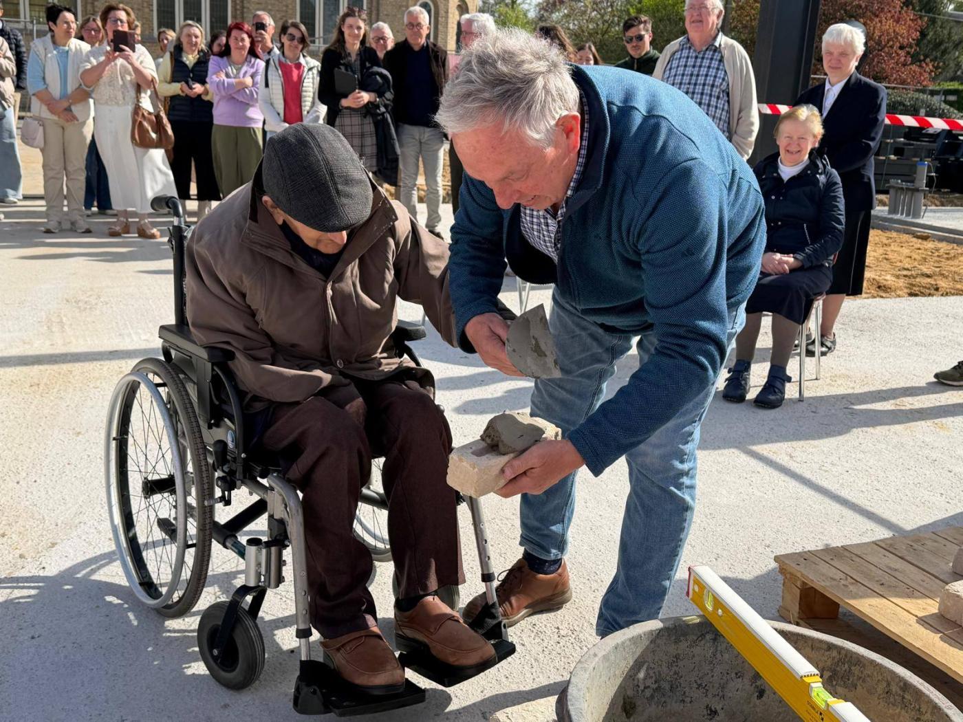 eerstesteenlegging Vladslo Diksmuide 
