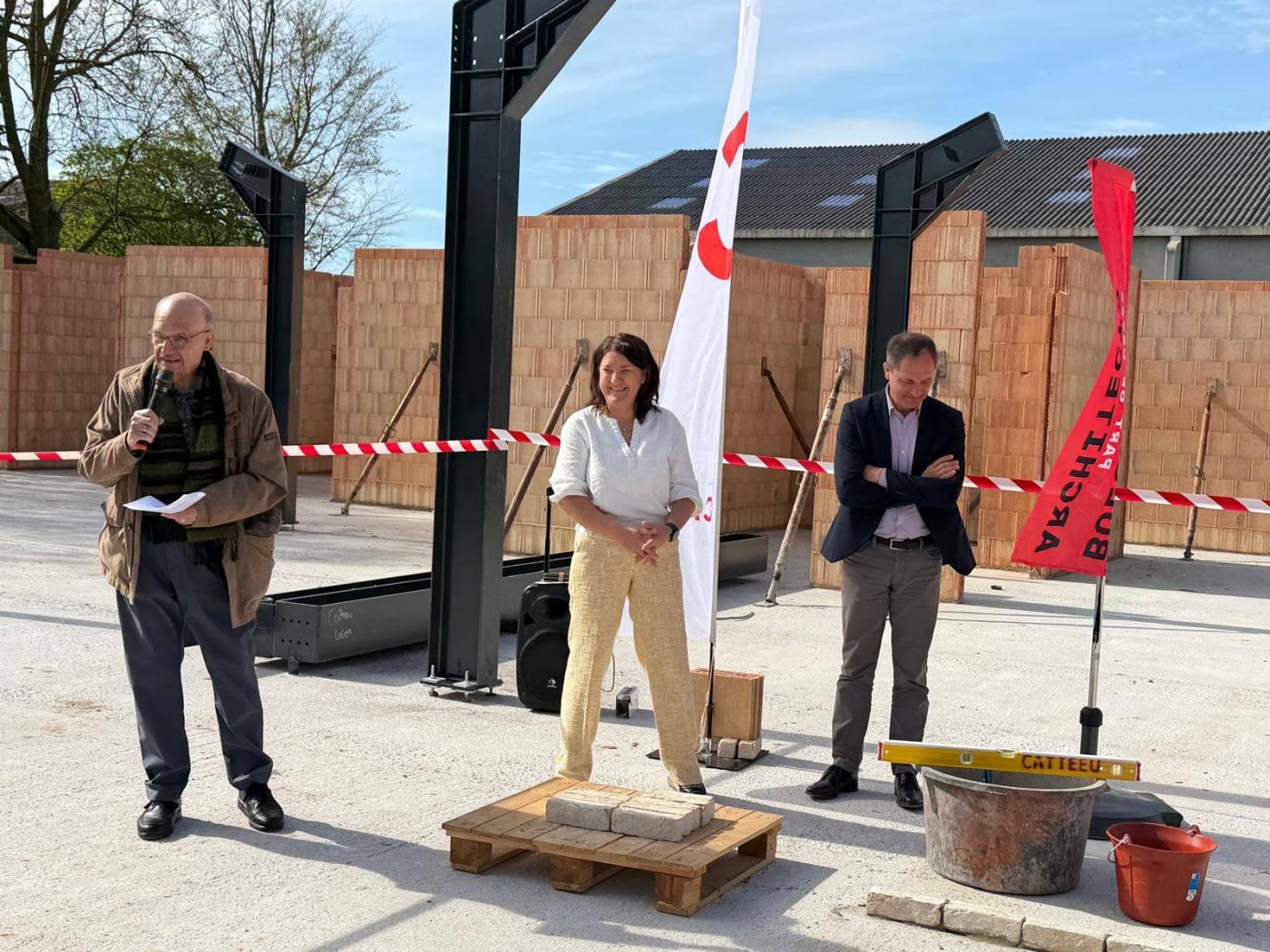 eerstesteenlegging buurthuis Vladslo Diksmuide