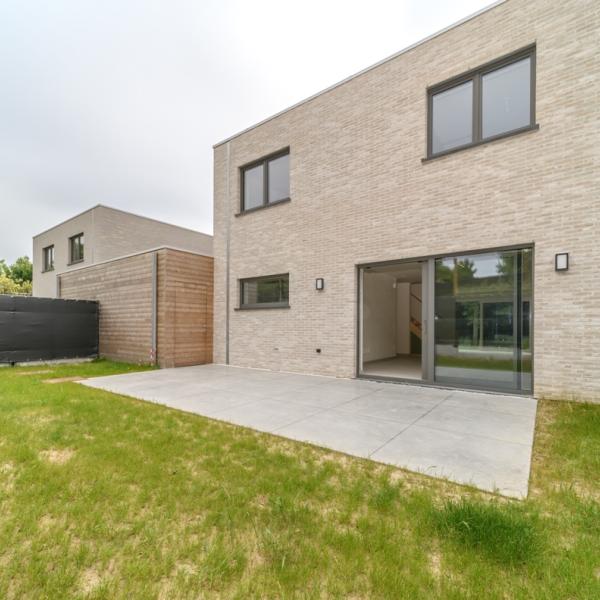 nieuwbouwwoning Koksijde Robert Vandammestraat te koop