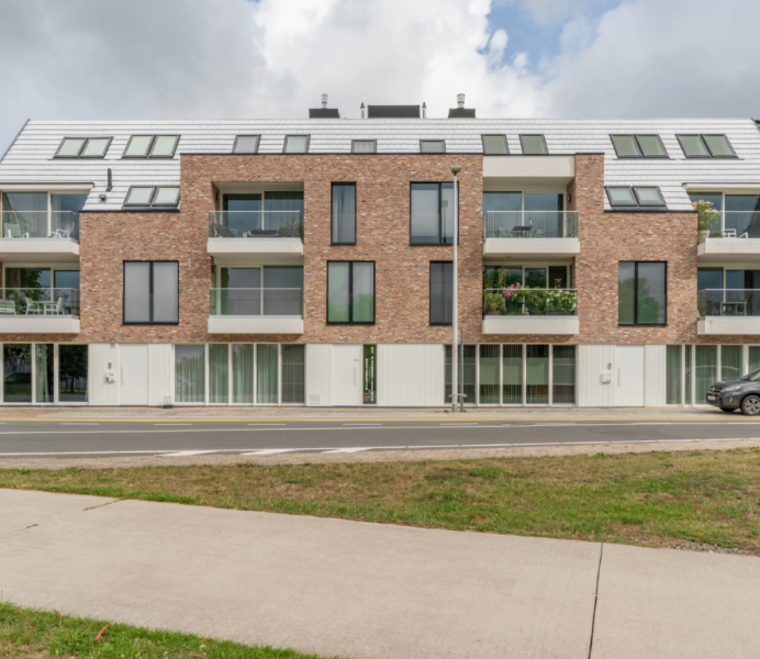 appartementsgebouw de Paerdevisscher Oostduinkerke 
