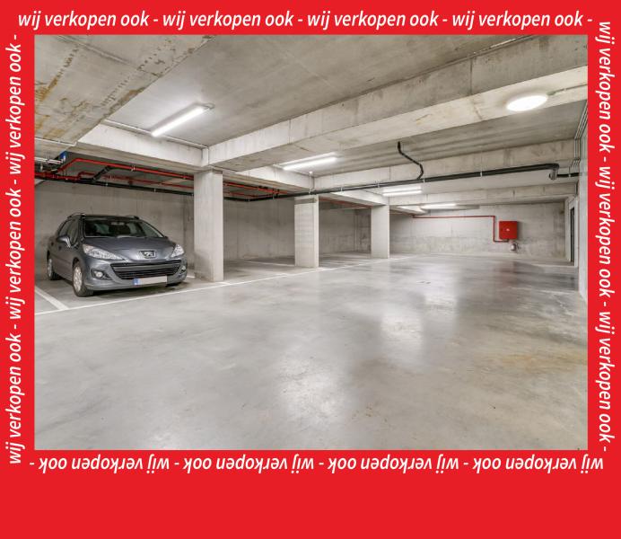 autostaanplaats te koop Poperinge centrum